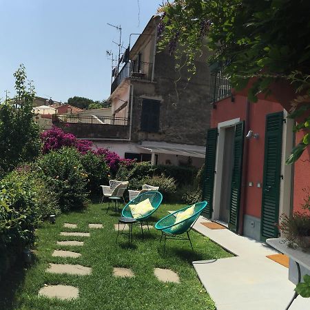 蒙特罗索阿尔马雷 La Casa Di Andrea Relais酒店 外观 照片